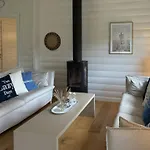 Vakantiehuis Scandinavian-style Summer House By *