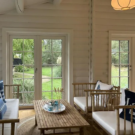 Scandinavian-style Summer House By 펜션 *