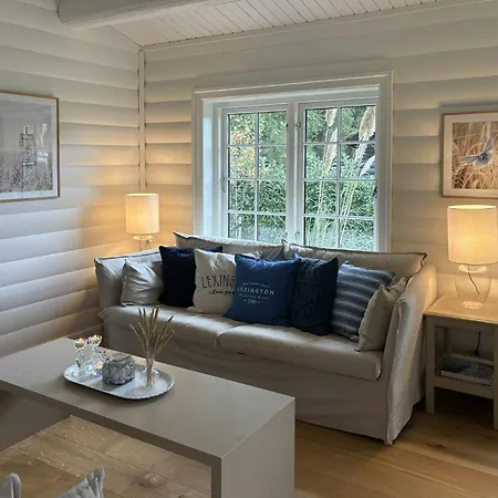 Scandinavian-style Summer House By 度假居