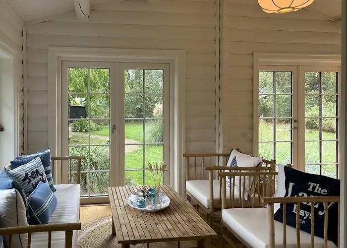 Scandinavian-style Summer House By 펜션 *